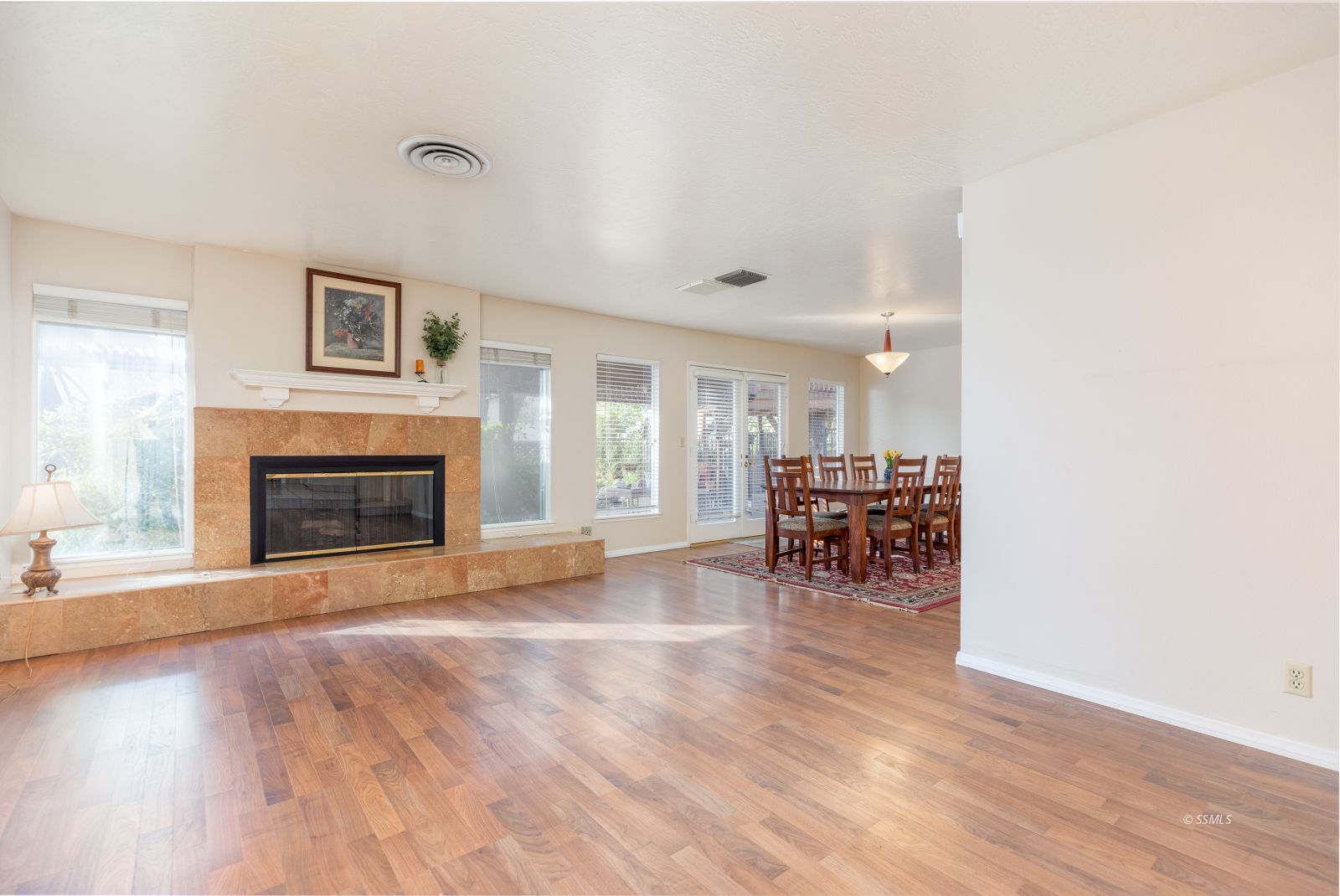 737 Randall Street Ridgecrest, CA 93555 - Photo 8 of 46