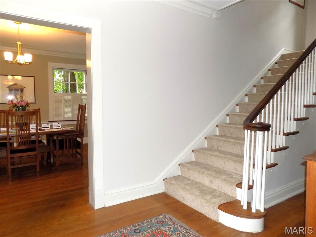 418 West Jackson Road St. Louis, MO 63119 - Photo 12 of 67 Gallery Image 12