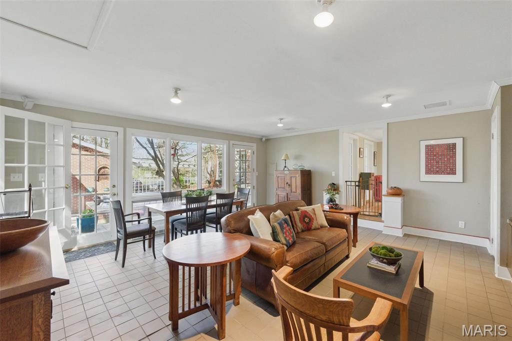 418 West Jackson Road St. Louis, MO 63119 - Photo 33 of 67 Gallery Image 33