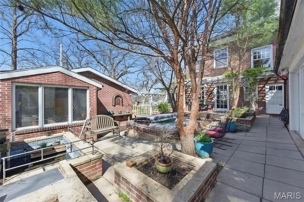 418 West Jackson Road St. Louis, MO 63119 - Photo 57 of 67 Gallery Image 57