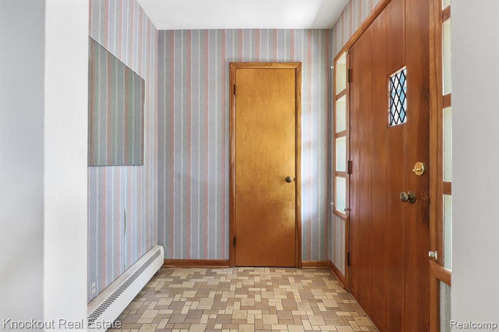 4835 King Road Saginaw, MI 48601 - Photo 5 of 35