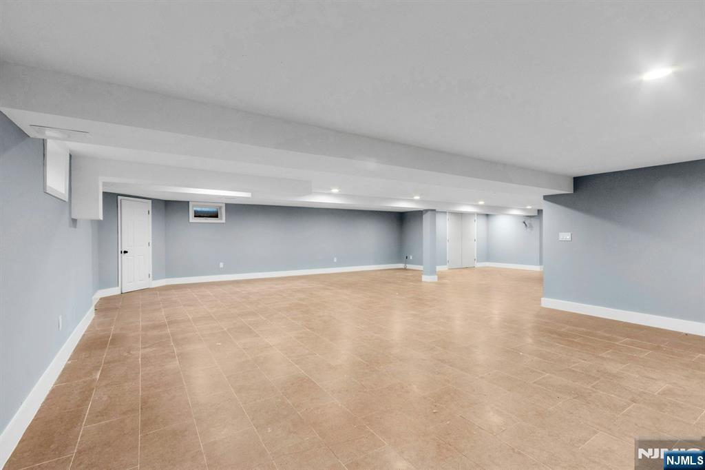14 Rambling Brook Road Upper Saddle River, NJ 07458 - Photo 35 of 40 a view of empty room