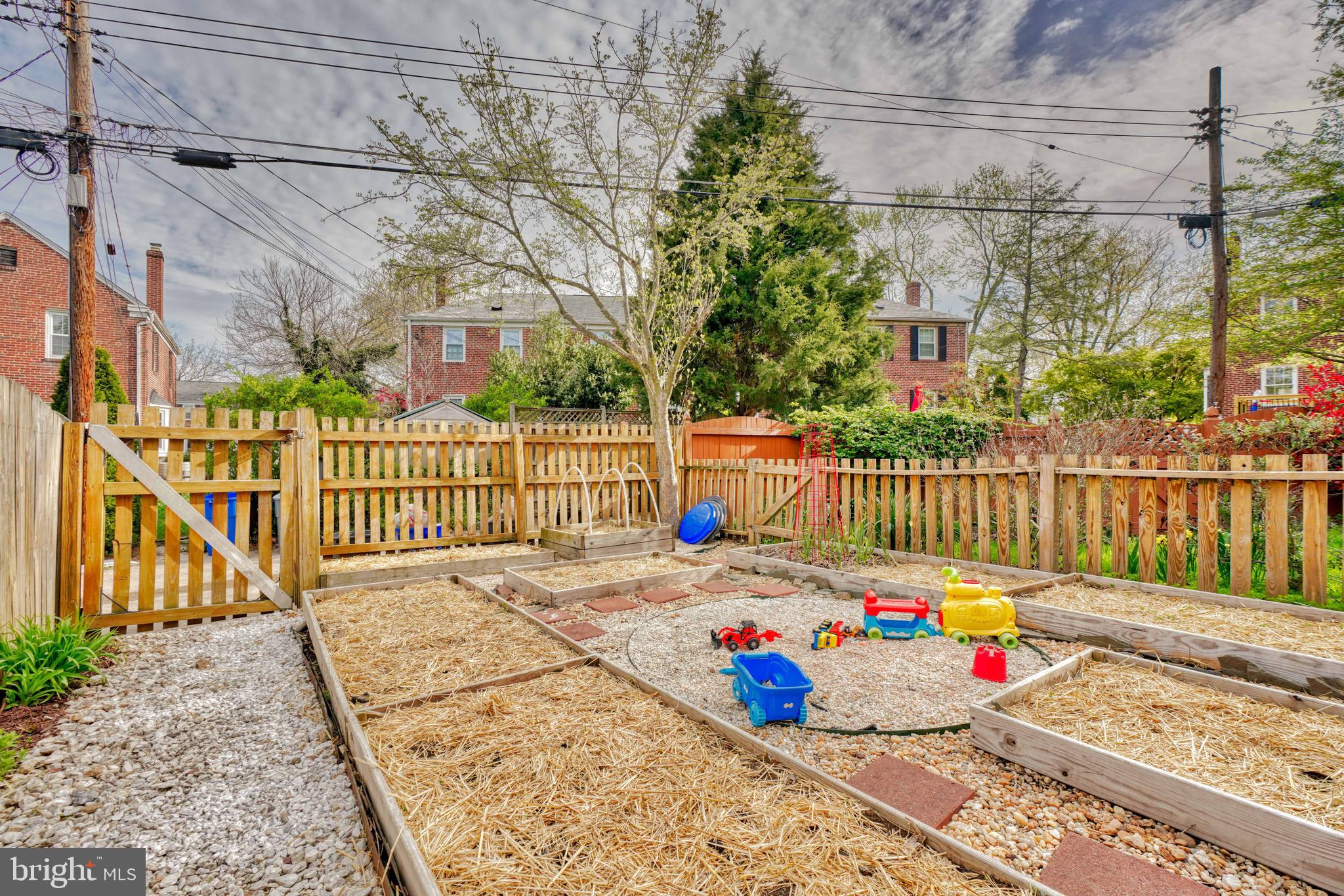 250 Brandon Road Baltimore, MD 21212 - Photo 36 of 39