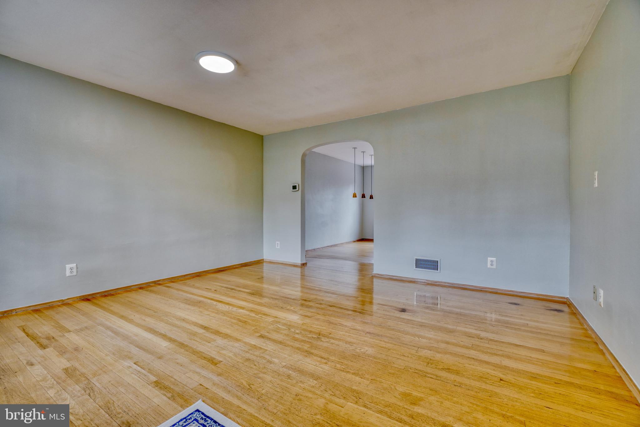 250 Brandon Road Baltimore, MD 21212 - Photo 4 of 39