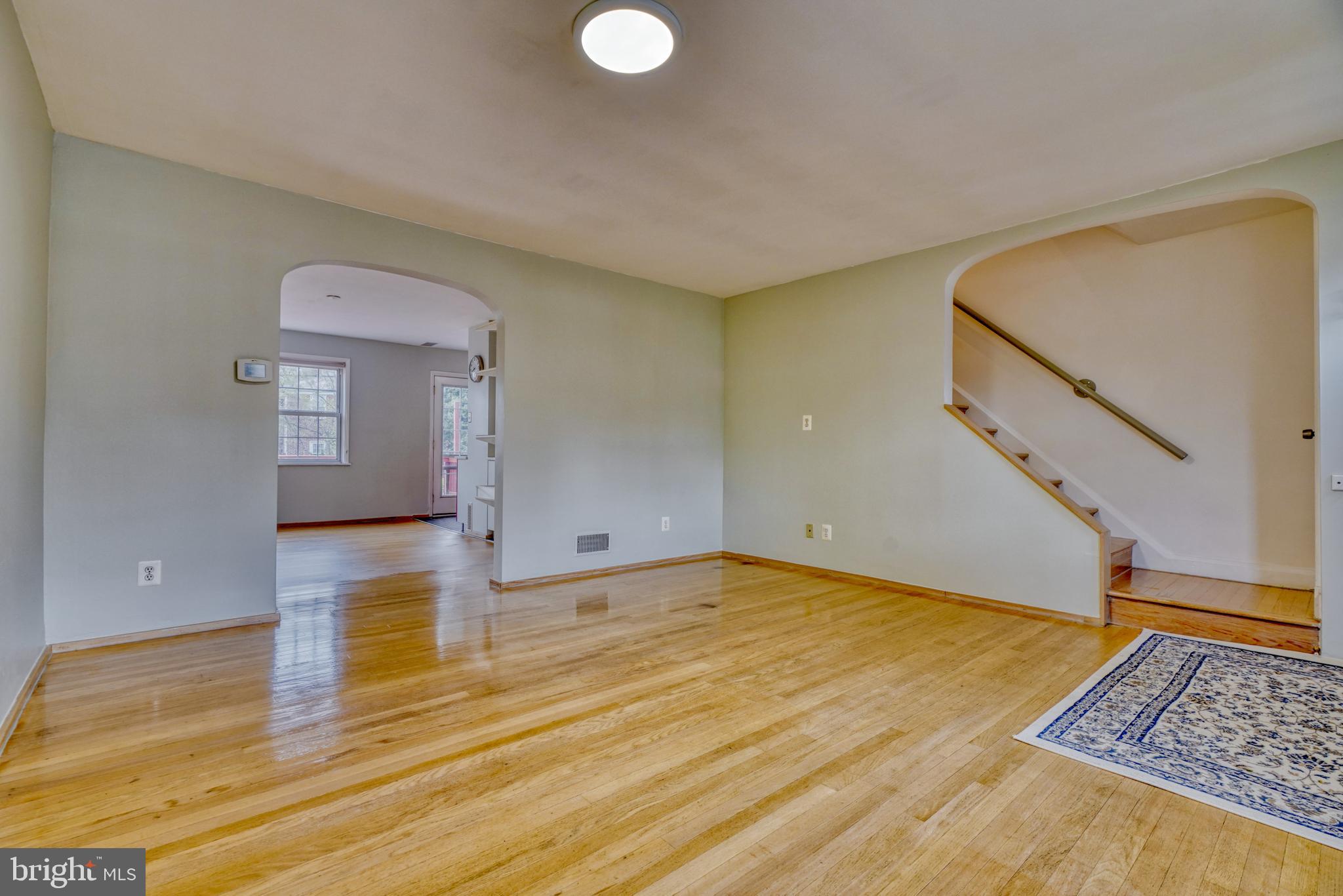 250 Brandon Road Baltimore, MD 21212 - Photo 5 of 39