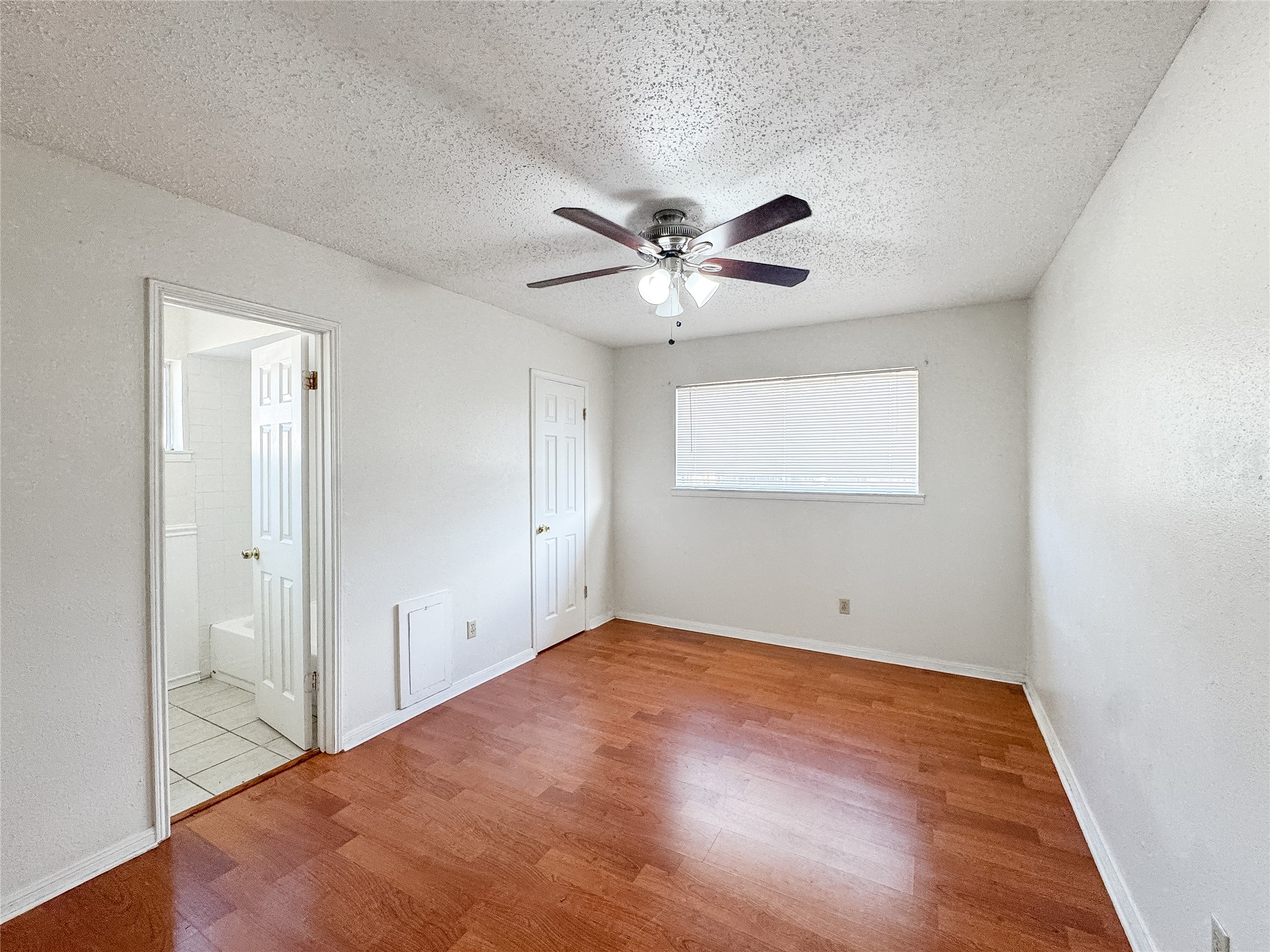 1727 Junker Street Rosenberg, TX 77471 - Photo 26 of 50 Primary Bedroom