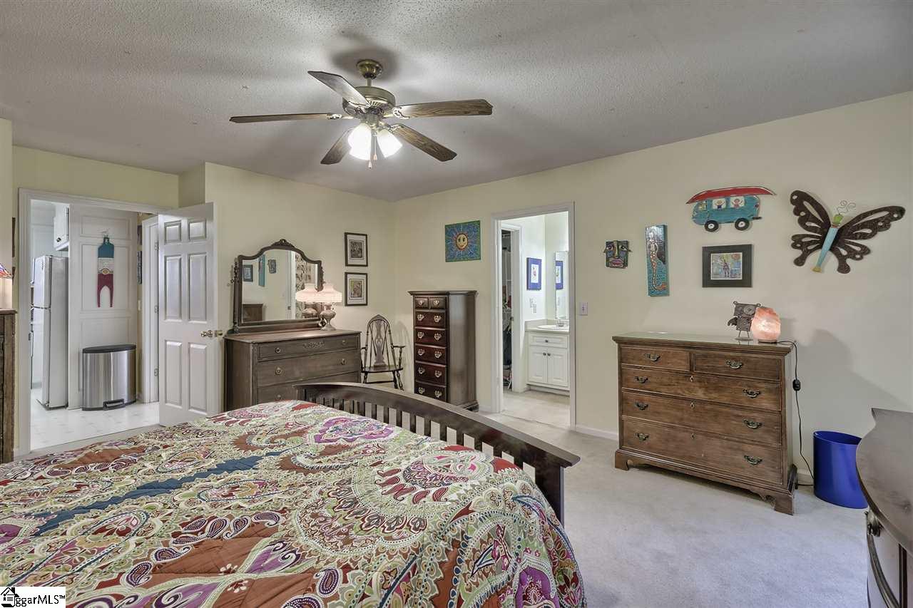 117 Hallmark Lane Easley, SC 29640 - Photo 18 of 36 Gallery Image 18