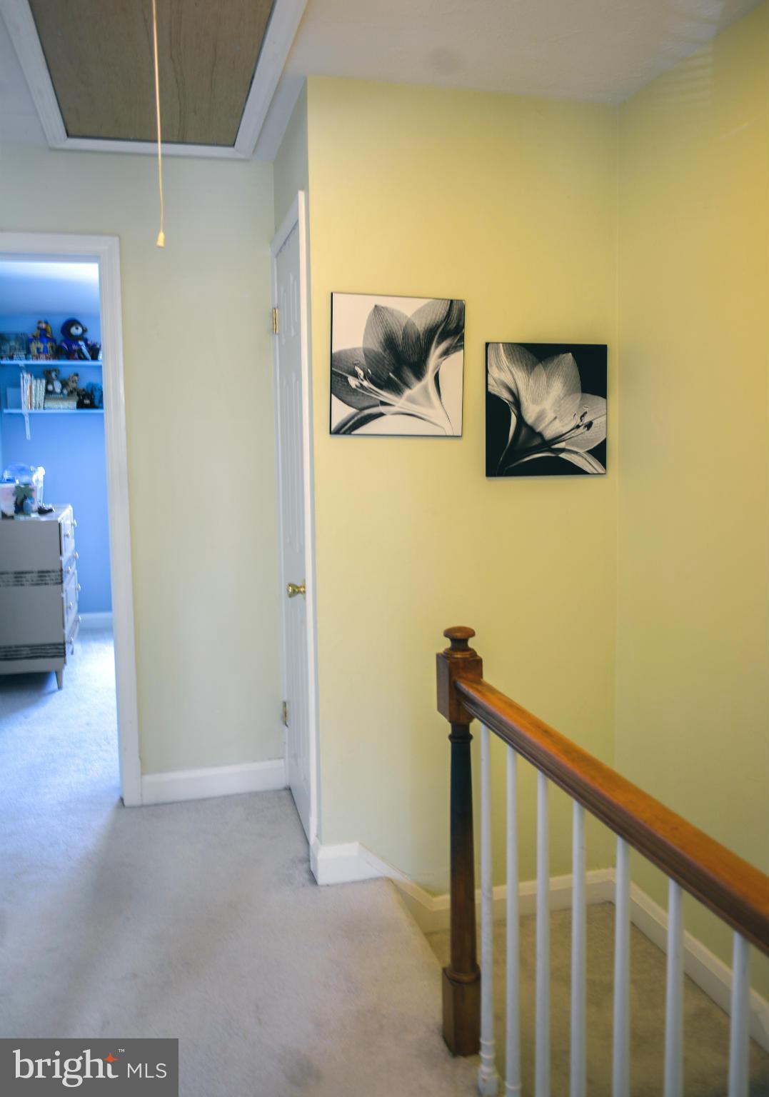 1604 Loch Ness Road Baltimore, MD 21286 - Photo 14 of 26 a view of hallway with livingroom