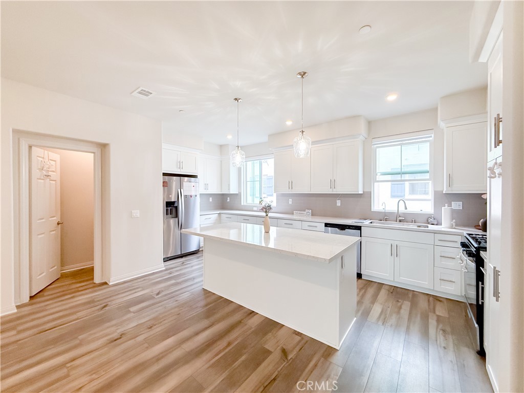 2129 Yukon Pomona, CA 91766 - Photo 18 of 46