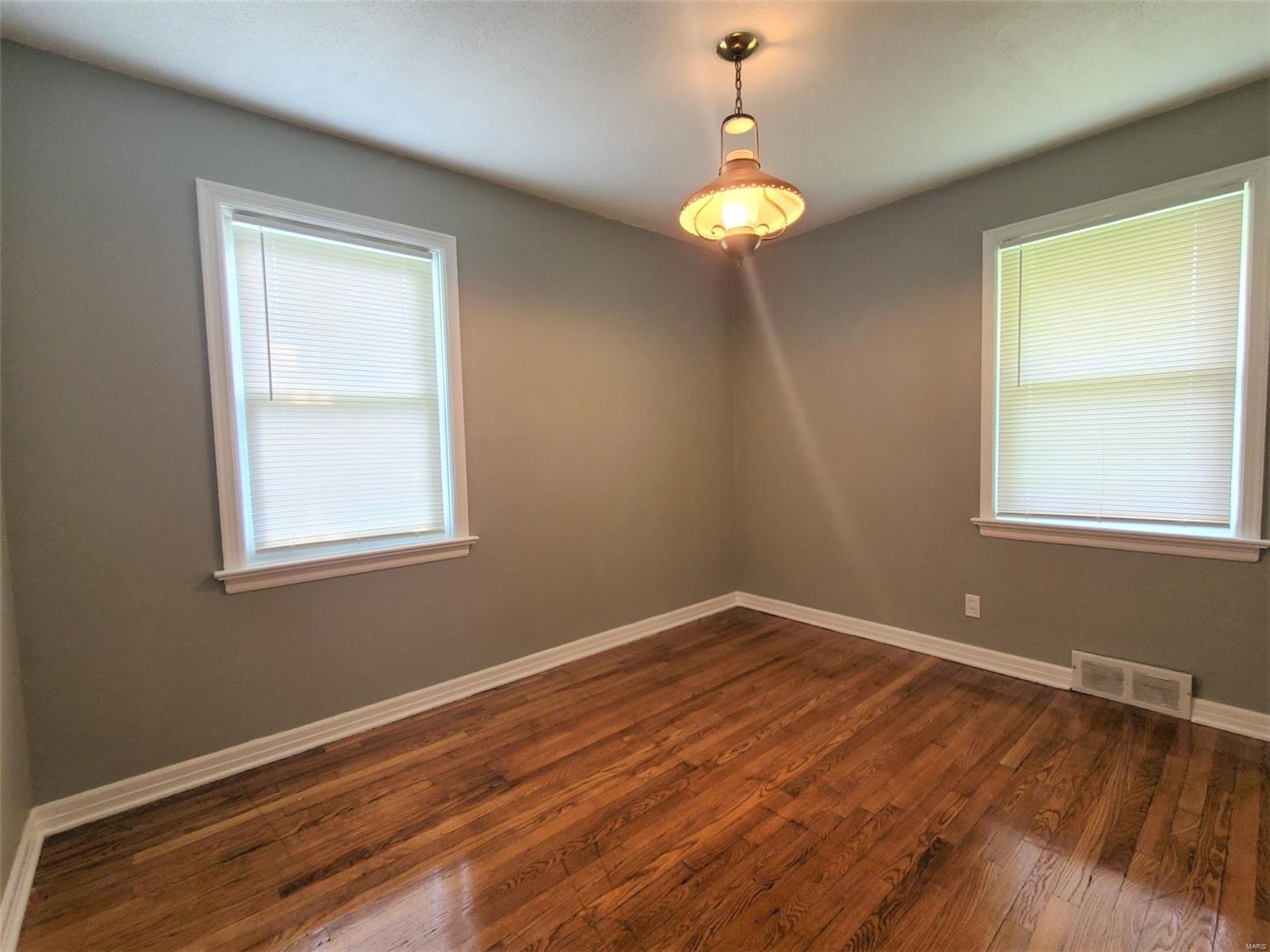 1111 Jennings Station Road St. Louis, MO 63137 - Photo 11 of 23 Gallery Image 11