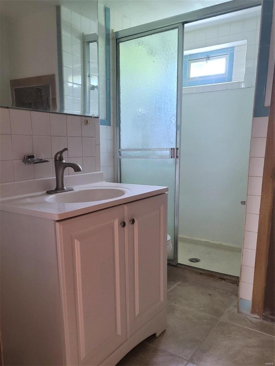 1111 Jennings Station Road St. Louis, MO 63137 - Photo 16 of 23 Gallery Image 16