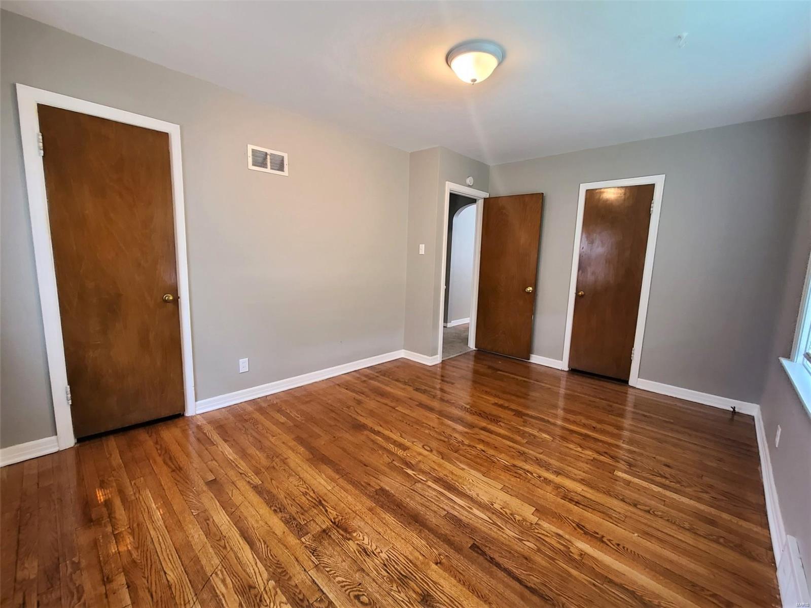 1111 Jennings Station Road St. Louis, MO 63137 - Photo 9 of 23 Gallery Image 9