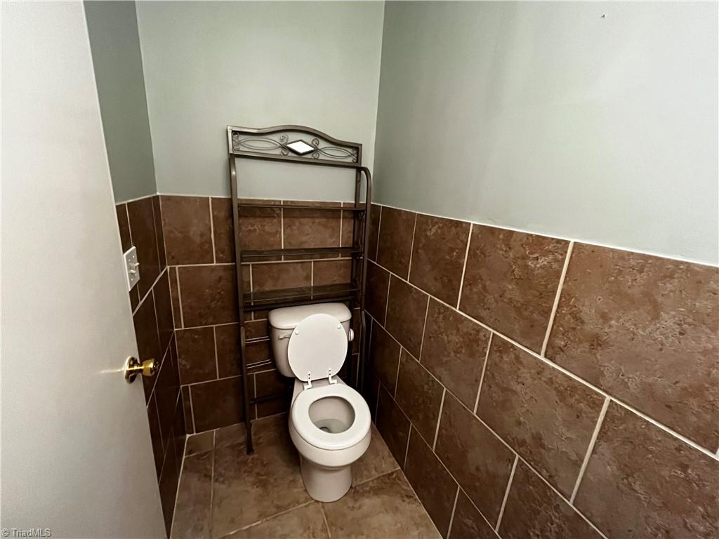 2614 Ernest Street High Point, NC 27263 - Photo 15 of 19