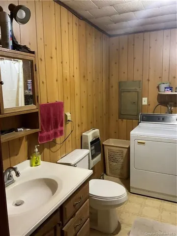 $365,000 | 19393 Clifton Road, Iowa, LA 70647