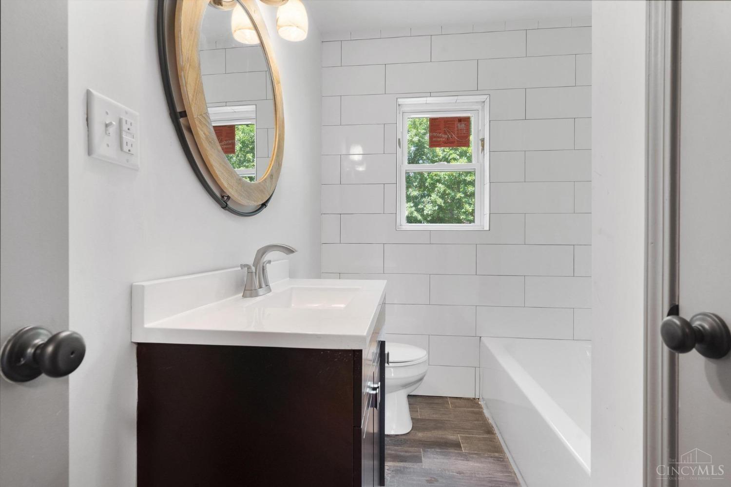 6032 Bridgetown Road Cincinnati, OH 45248 - Photo 7 of 30 Gallery Image 7