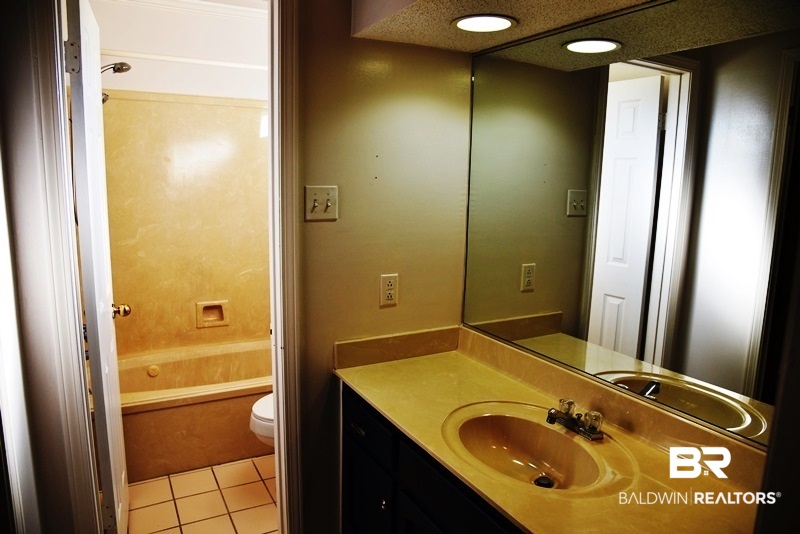 5362 Salmon Court Mobile, AL 36693 - Photo 13 of 21