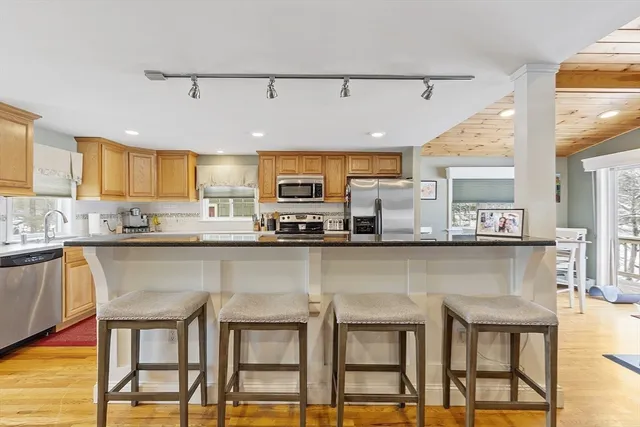 $738,888 | 14 Island Road, Groton, MA 01450