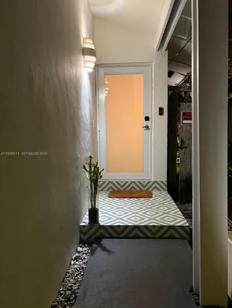 $4,900 | 3155 Jackson Avenue, Miami, FL 33133