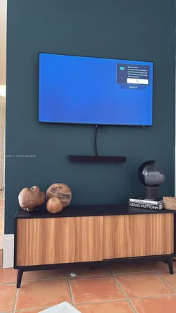 $4,900 | 3155 Jackson Avenue, Miami, FL 33133