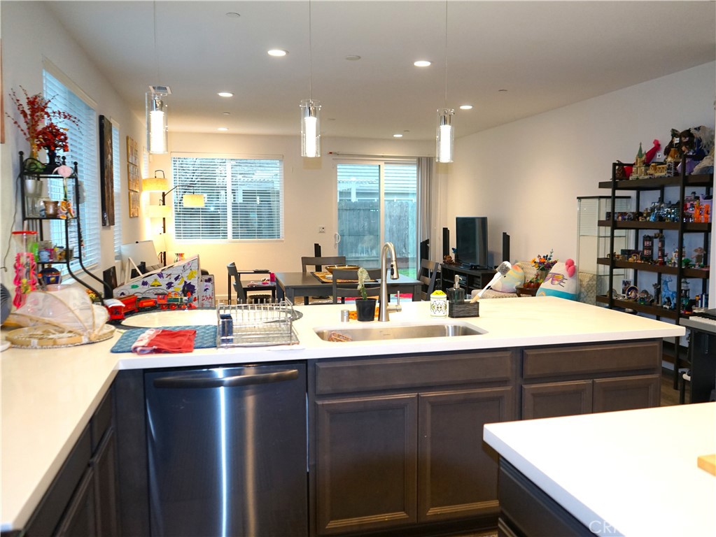 3507 Creekview Court Merced, CA 95340 - Photo 16 of 34