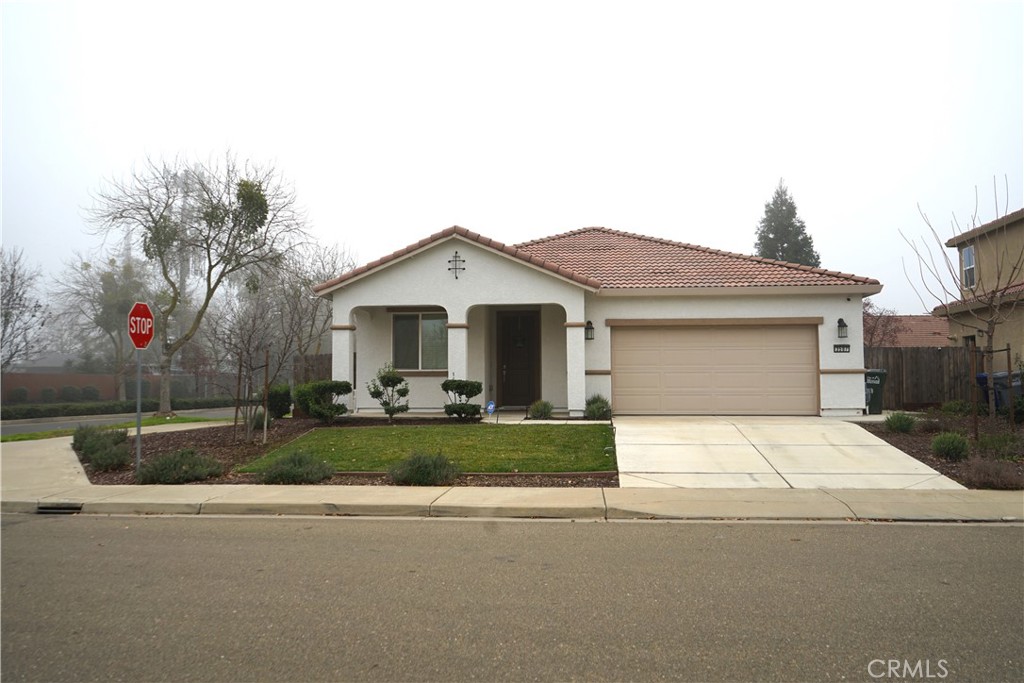 3507 Creekview Court Merced, CA 95340 - Photo 2 of 34