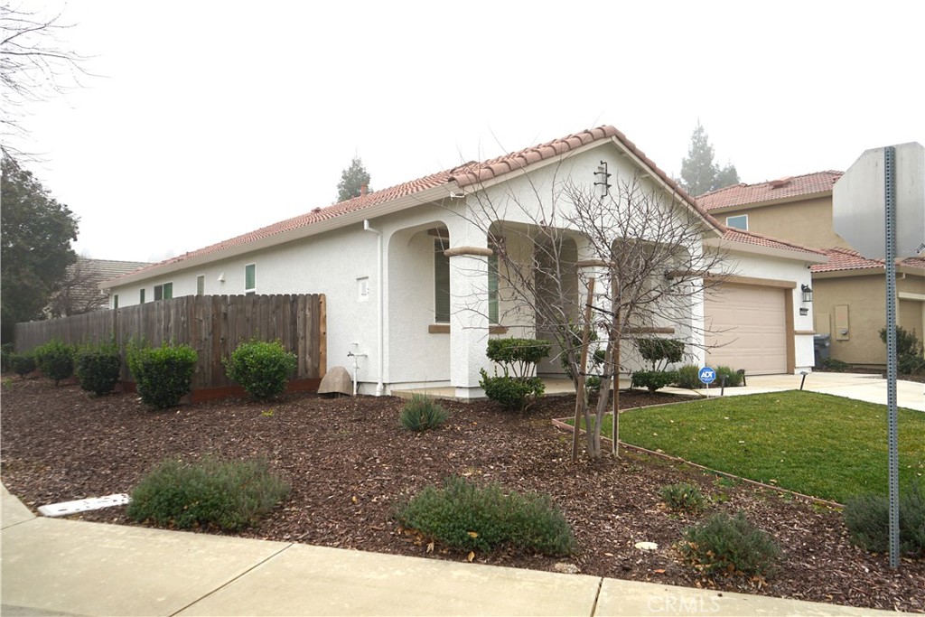 3507 Creekview Court Merced, CA 95340 - Photo 4 of 34