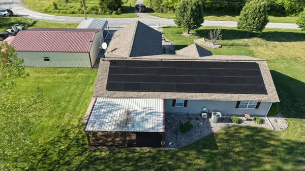 $349,000 | 14669 Gossett Road, West Frankfort, IL 62896