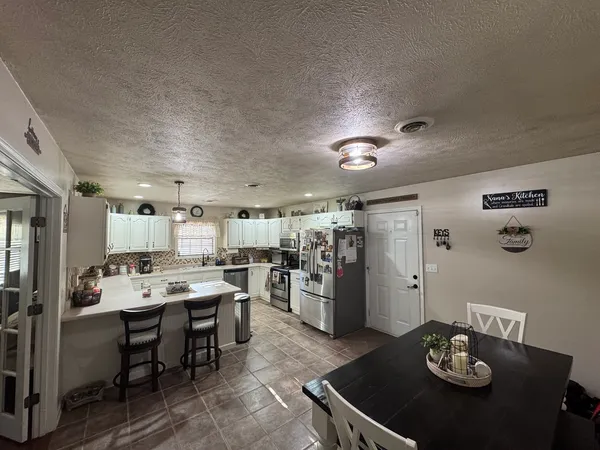 $349,000 | 14669 Gossett Road, West Frankfort, IL 62896