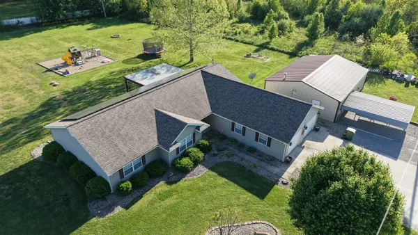 $349,000 | 14669 Gossett Road, West Frankfort, IL 62896