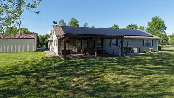 $349,000 | 14669 Gossett Road, West Frankfort, IL 62896