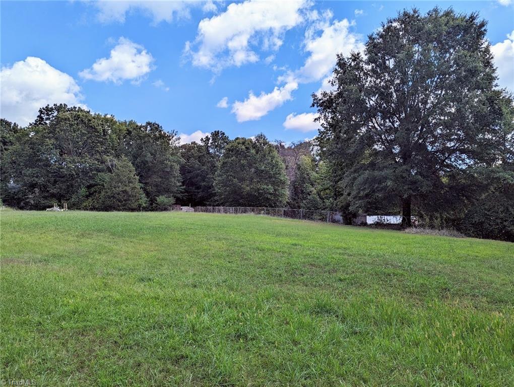 111 Longbow Road Reidsville, NC 27320 - Photo 2 of 9 Gallery Image 2
