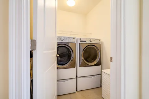 $885,000 | 64 Kendall Court, Unit 64, Bedford, MA 01730