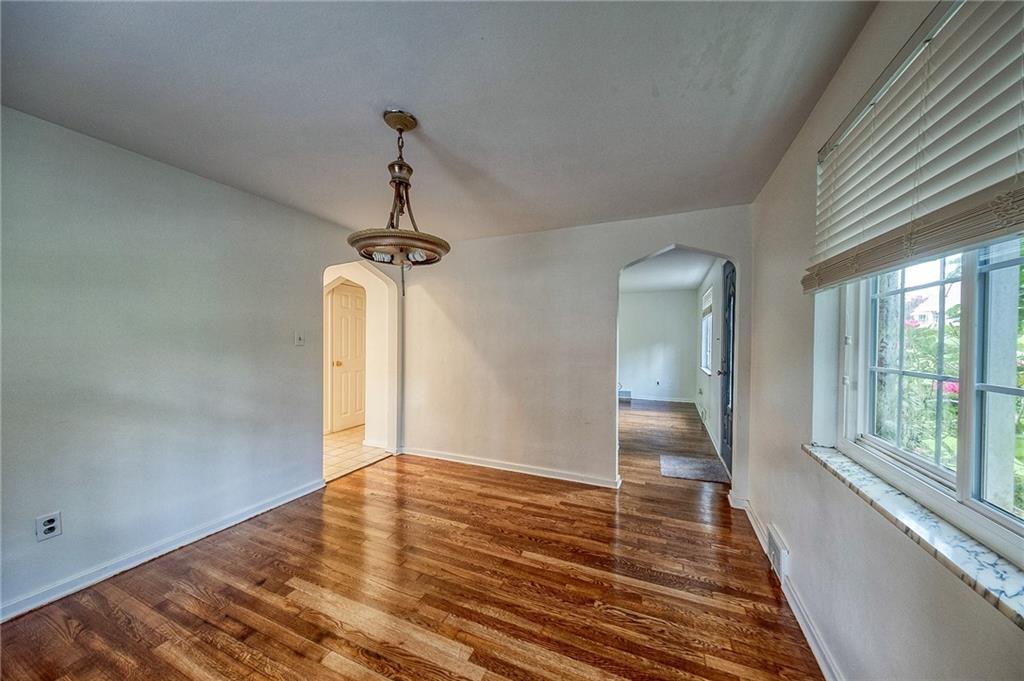 1593 Riverside Drive Verona, PA 15147 - Photo 18 of 30 Gallery Image 18