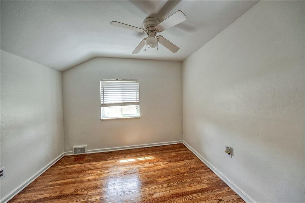 1593 Riverside Drive Verona, PA 15147 - Photo 7 of 30 Gallery Image 7