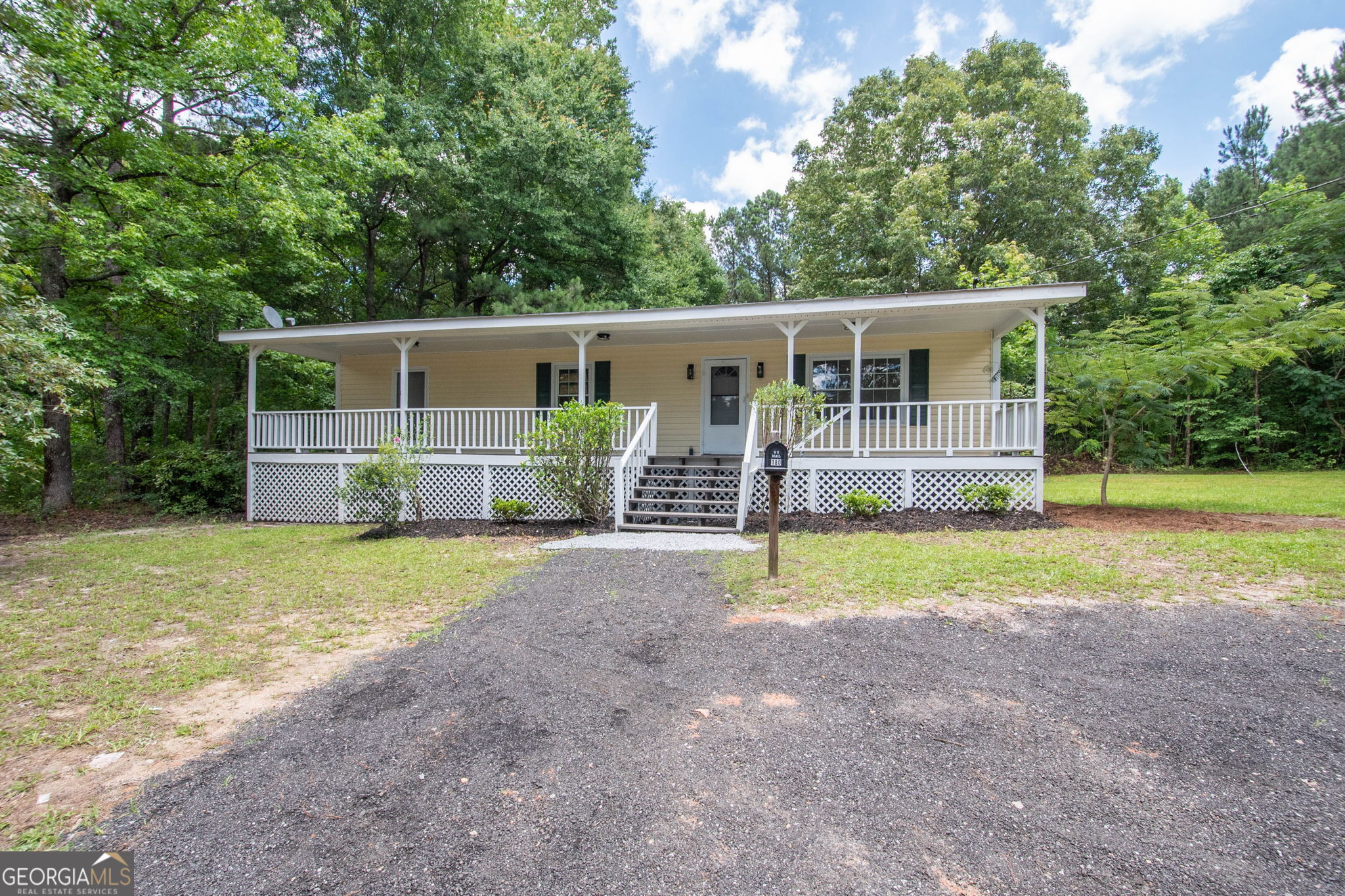 180 Dean Road Greenville, GA 30222 - Photo 2 of 39