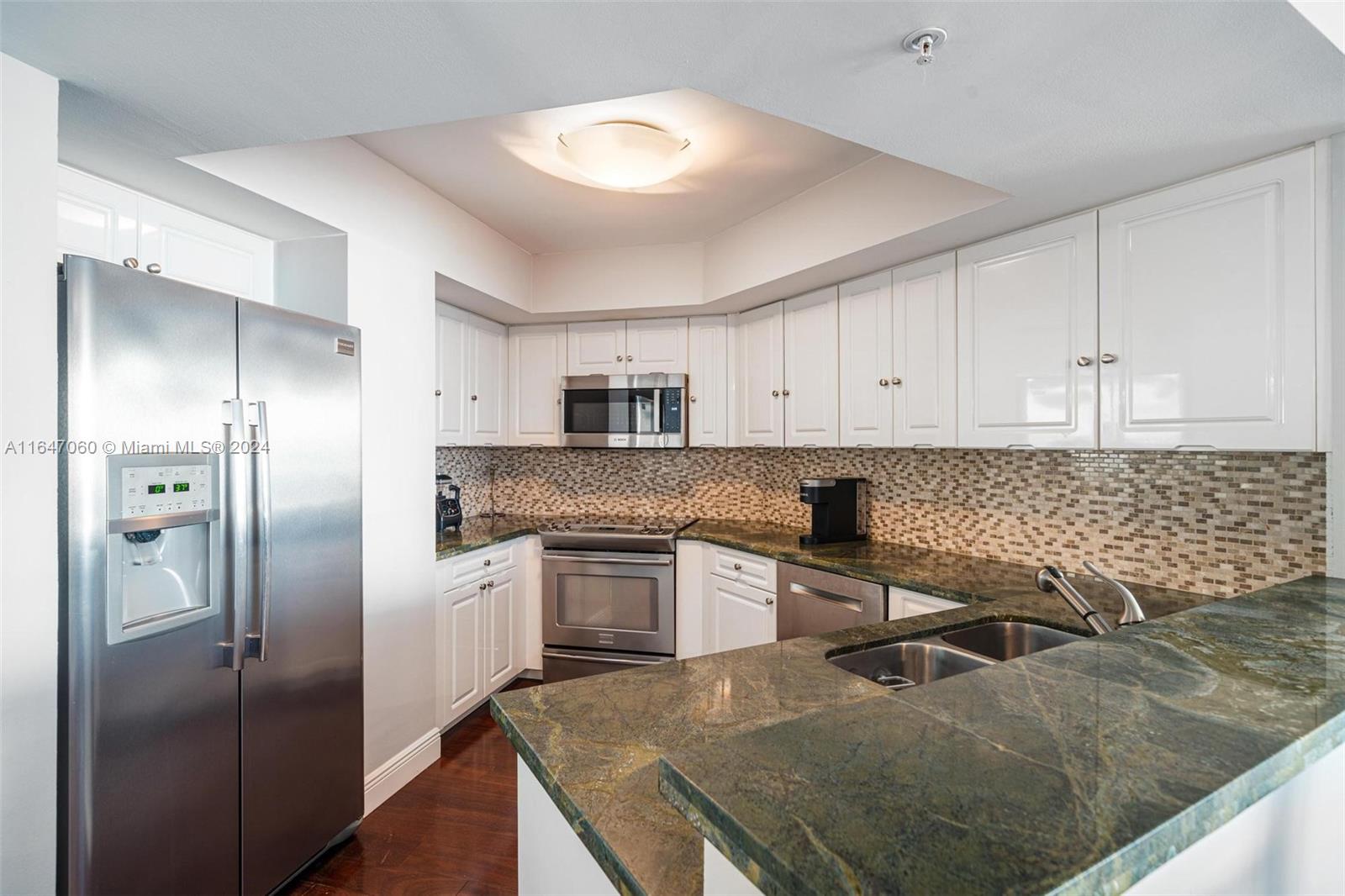 1900 Sunset Harbour Drive, Unit 1012 Miami Beach, FL 33139 - Photo 10 of 56