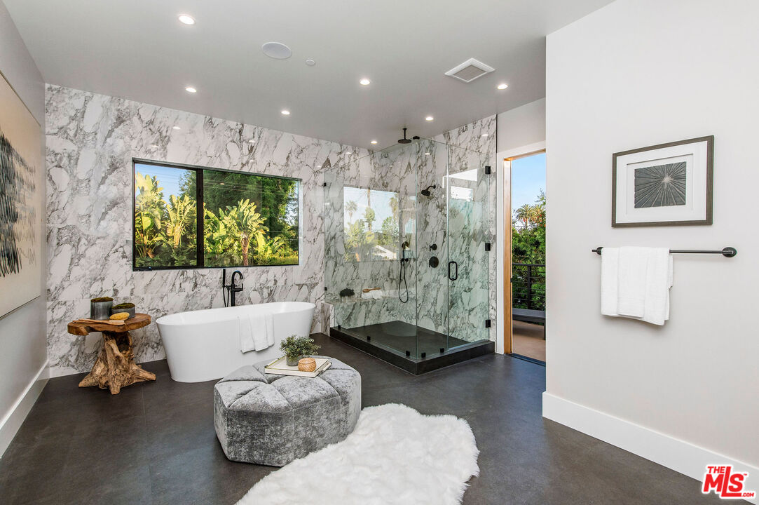 1360 Palms Boulevard Venice, CA 90291 - Photo 33 of 51