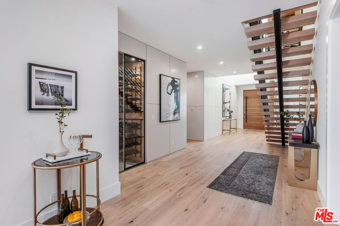 1360 Palms Boulevard Venice, CA 90291 - Photo 5 of 51