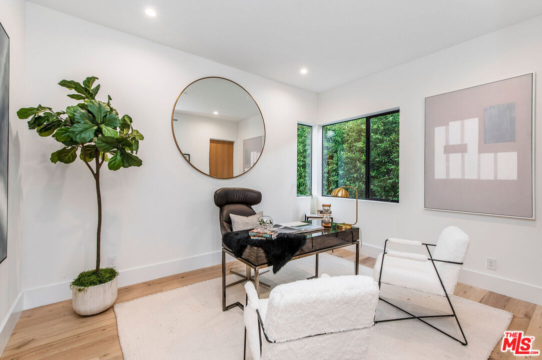 1360 Palms Boulevard Venice, CA 90291 - Photo 9 of 51