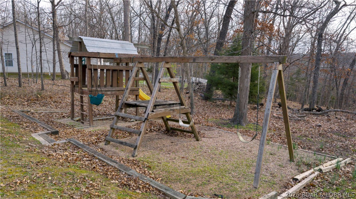 10 Anemone Road Lake Ozark, MO 65049 - Photo 5 of 55