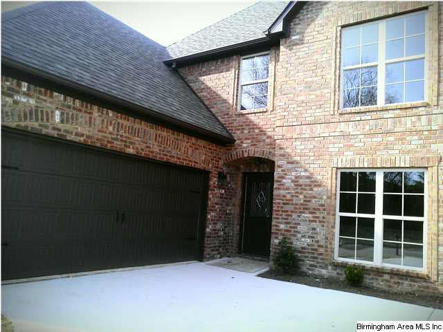 402 Village Place Pelham, AL 35124 - Photo 2 of 7