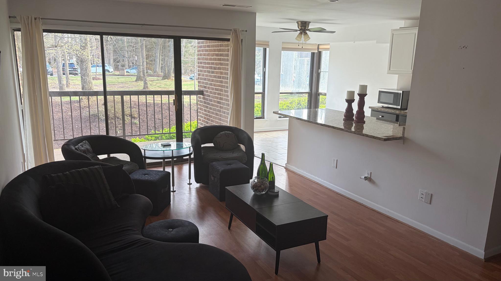 11212 Chestnut Grove Square, Unit 115 Reston, VA 20190 - Photo 5 of 25