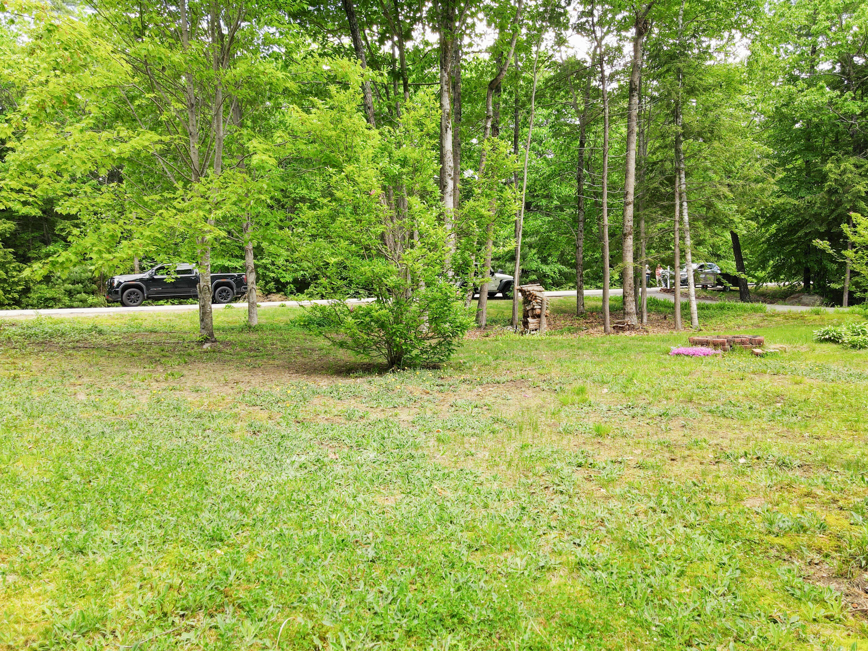 12 Doe Mdw Lane Springvale, ME 04083 - Photo 5 of 43 Front Yard
