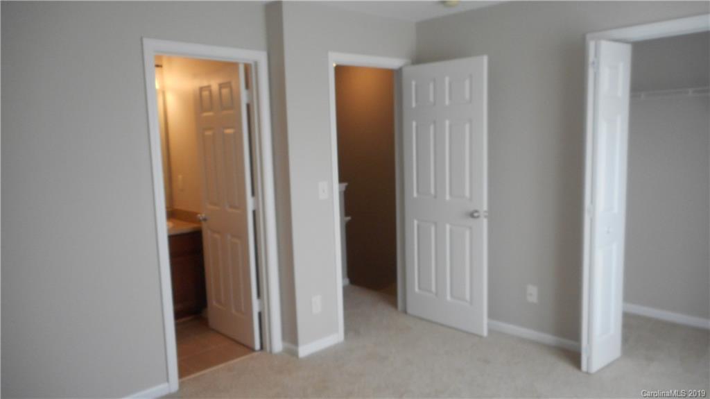 627 Raphael Place Charlotte, NC 28205 - Photo 6 of 8