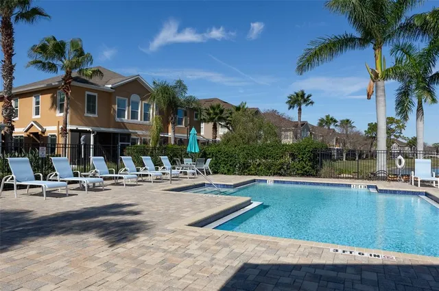 a view of a pathway along a building