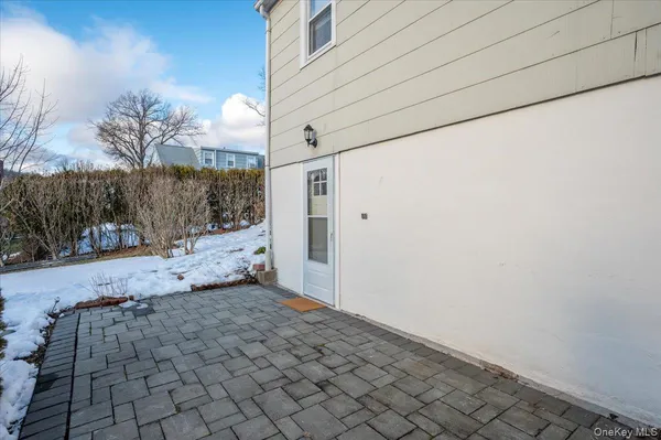 $5,500 | 179 Serrano Avenue, Hawthorne, NY 10532