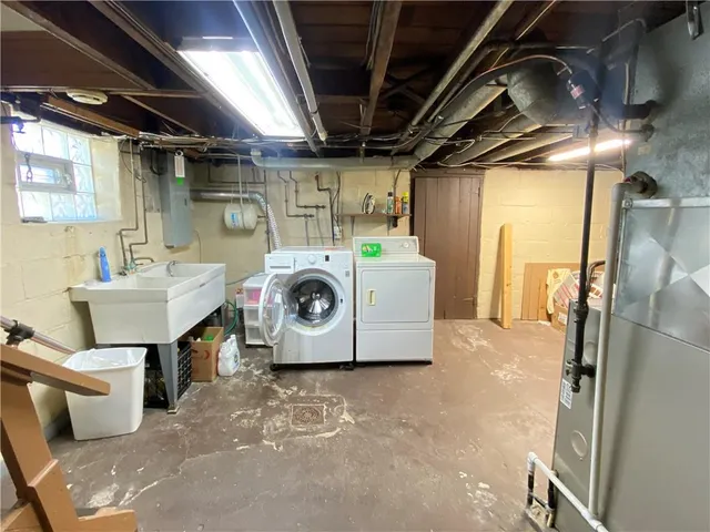 $174,999 | 995 Forsythe Road, Carnegie, PA 15106