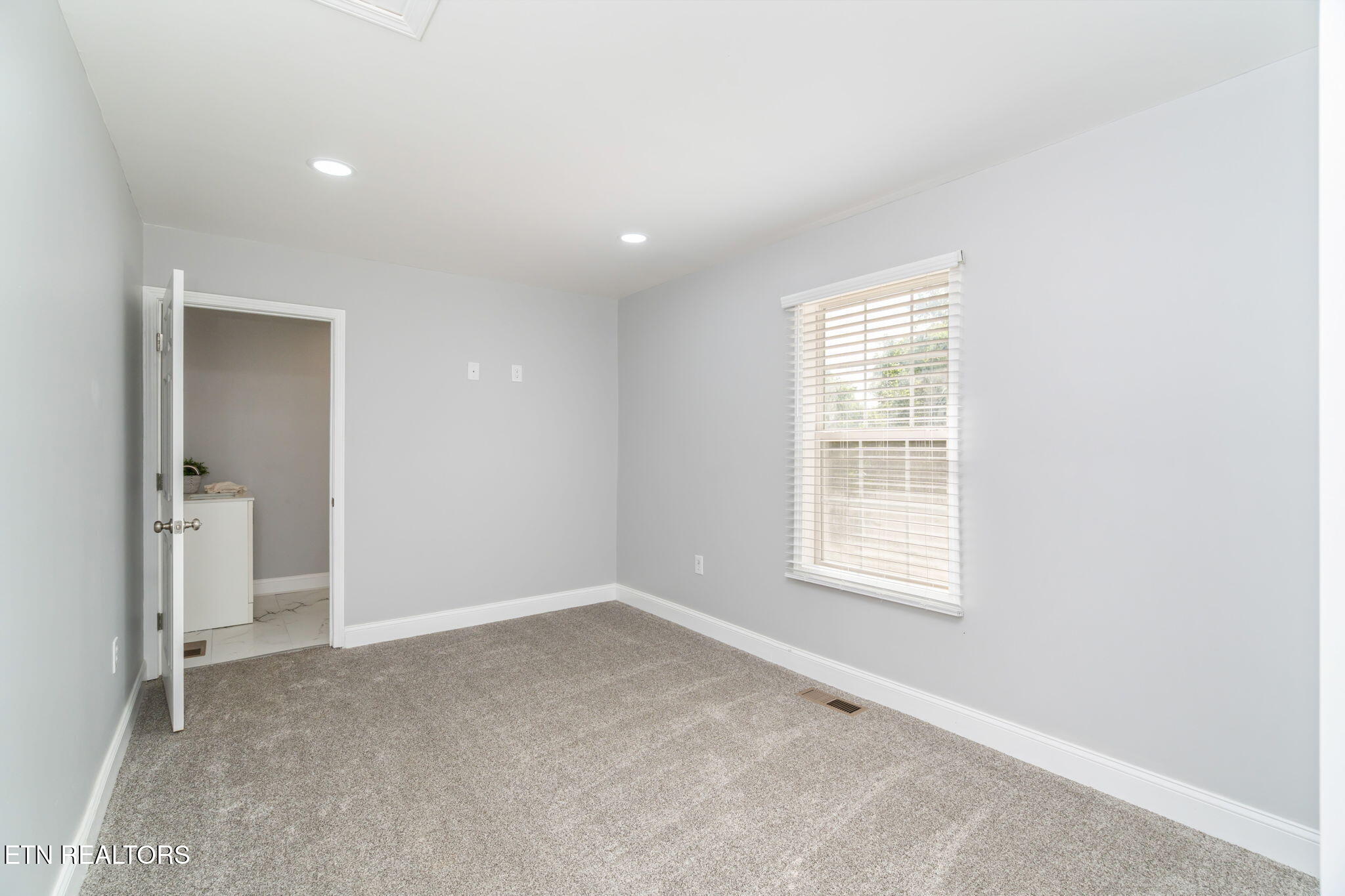 205 Brock Road Maynardville, TN 37807 - Photo 14 of 31 21-web-or-mls-205 Brock Road-15