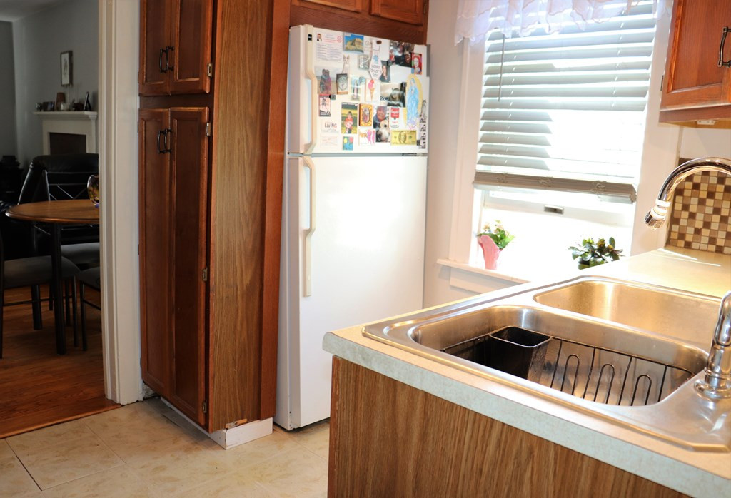 13 Addoms Street Plattsburgh, NY 12901 - Photo 5 of 13 Gallery Image 5