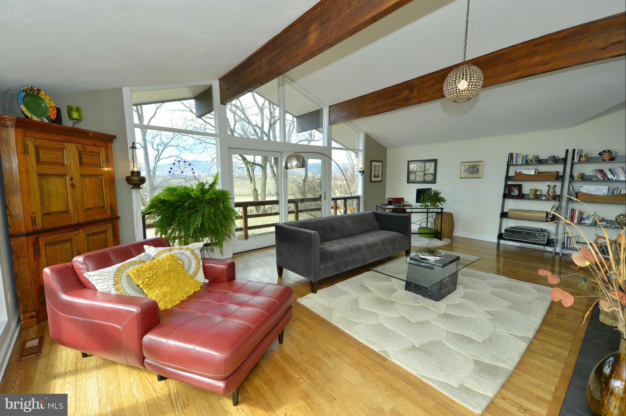 A WOW INTERIOR!